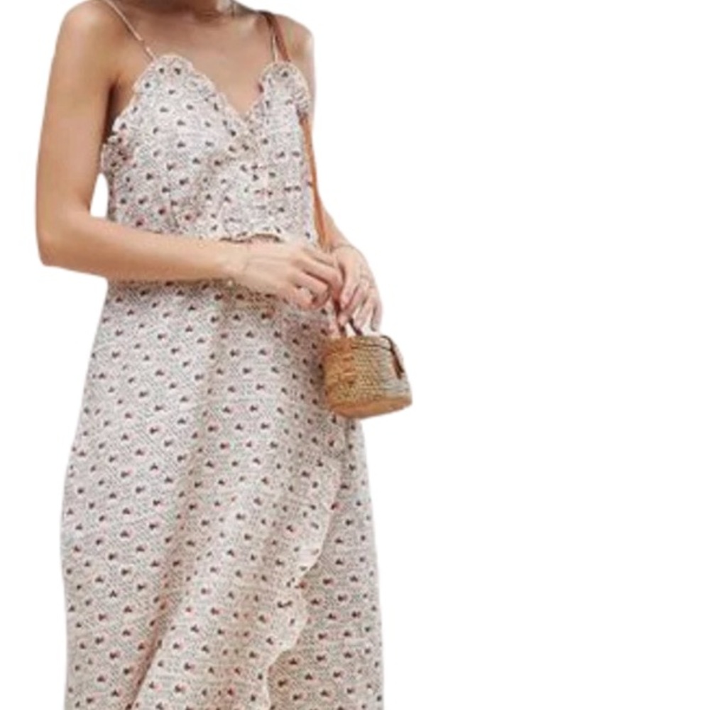 Chic Cream Floral Midi‎ Dress